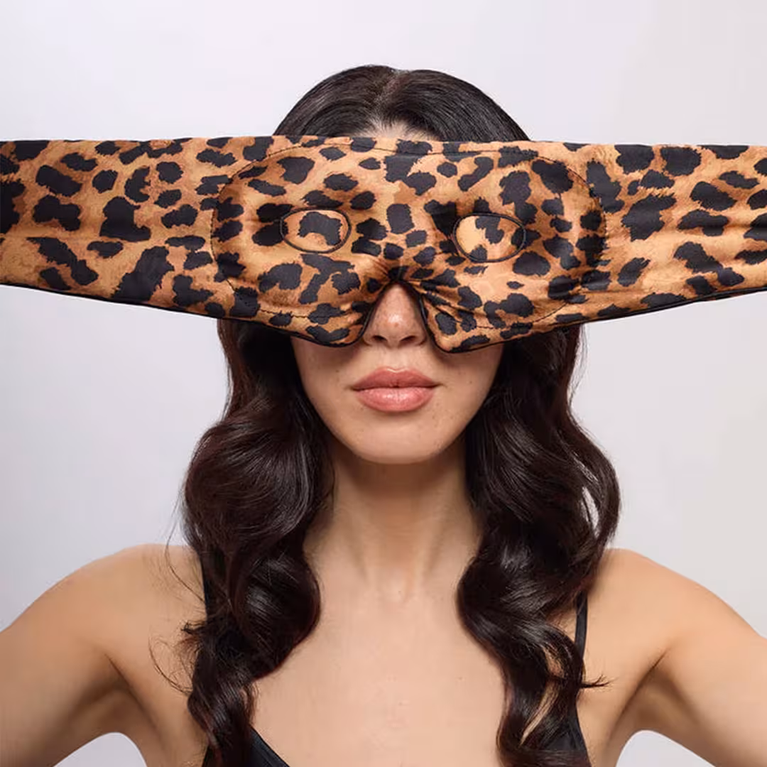 Drowsy  Eyelash Protecting Silk Sleep Mask