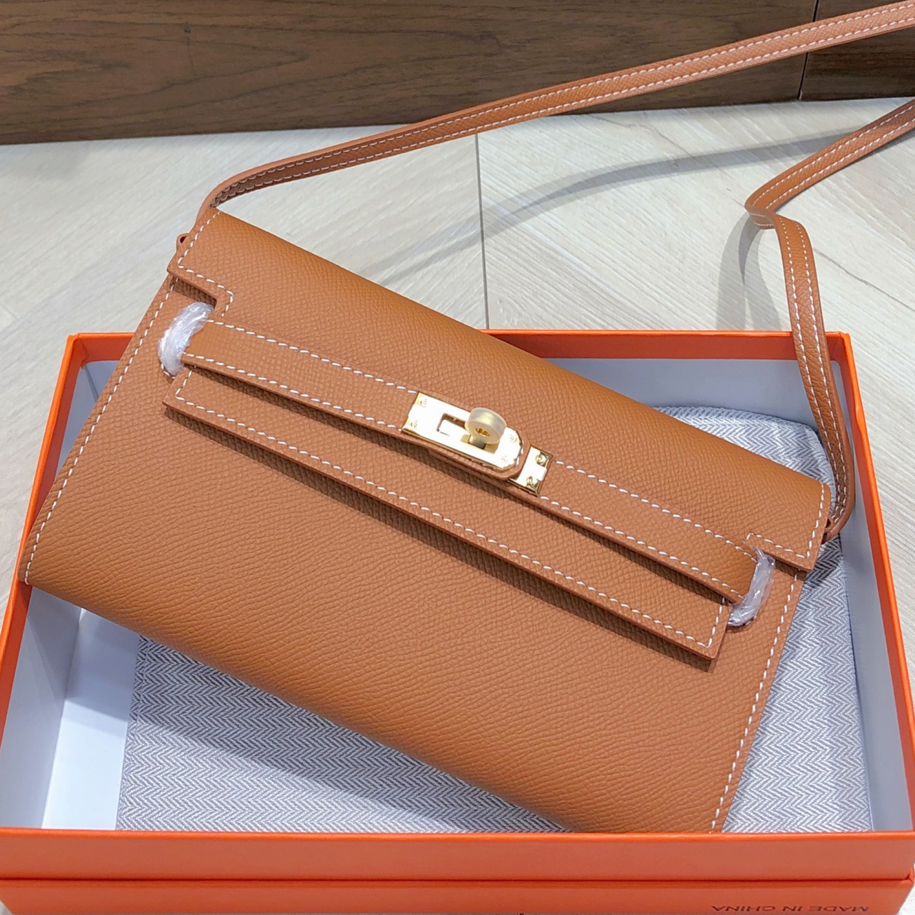 Hermes Kelly Wallet to Go Gold Hardware