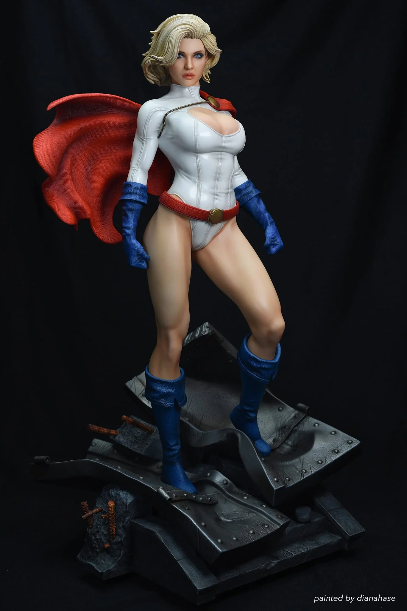 DC Comics - Power Girl | 1:4 Resin Statue | von Dazzling Designs Studio