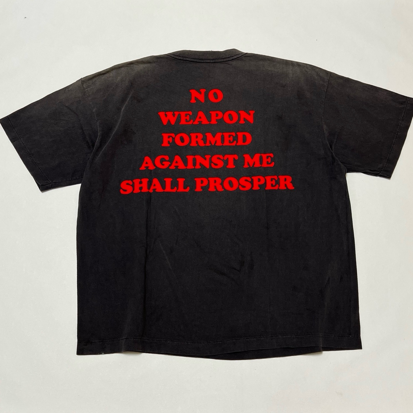 TEE WITH PINKED/BLACK SAINT UNIFORM Pockets  Unwoven T-shirt