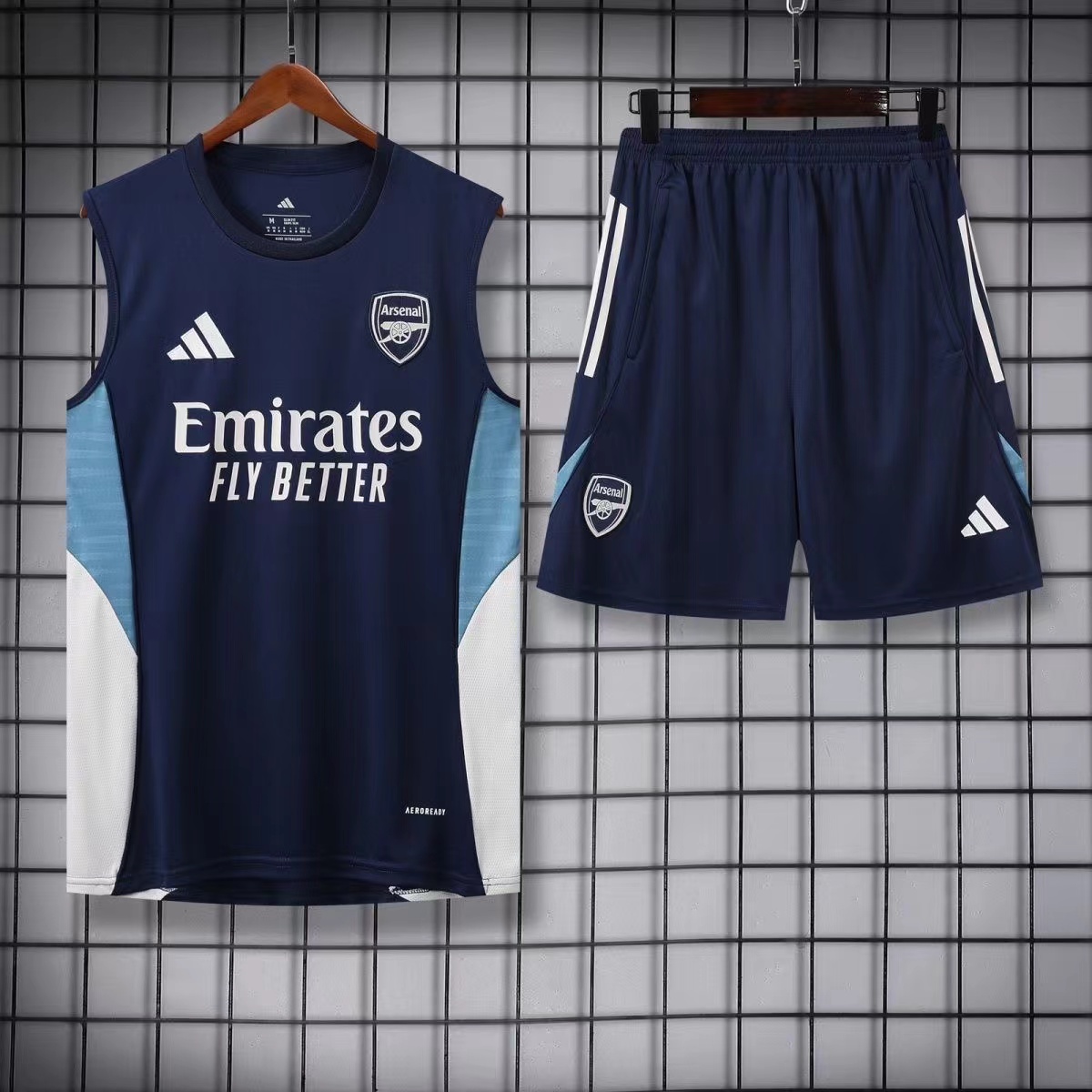 2025/2026 Arsenal Sleeveless Training Vest (Adult Kit)