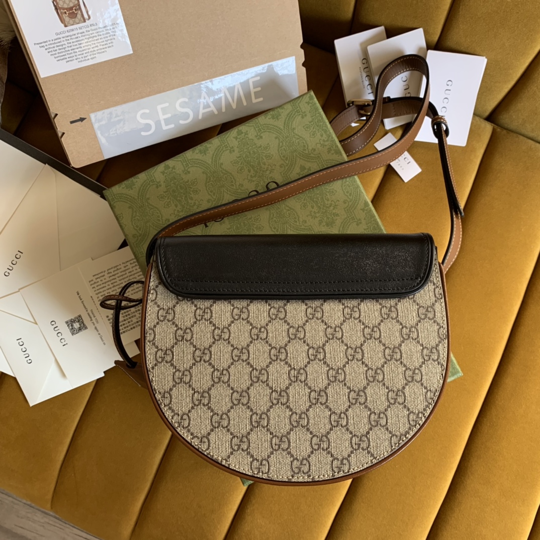 Gucci Padlock small shoulder bag 644524