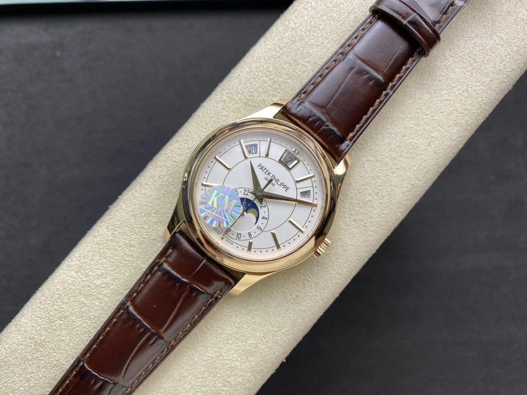 PATEK Watch ANNUAL CALENDAR YELLOW GOLD WHITE DIAL