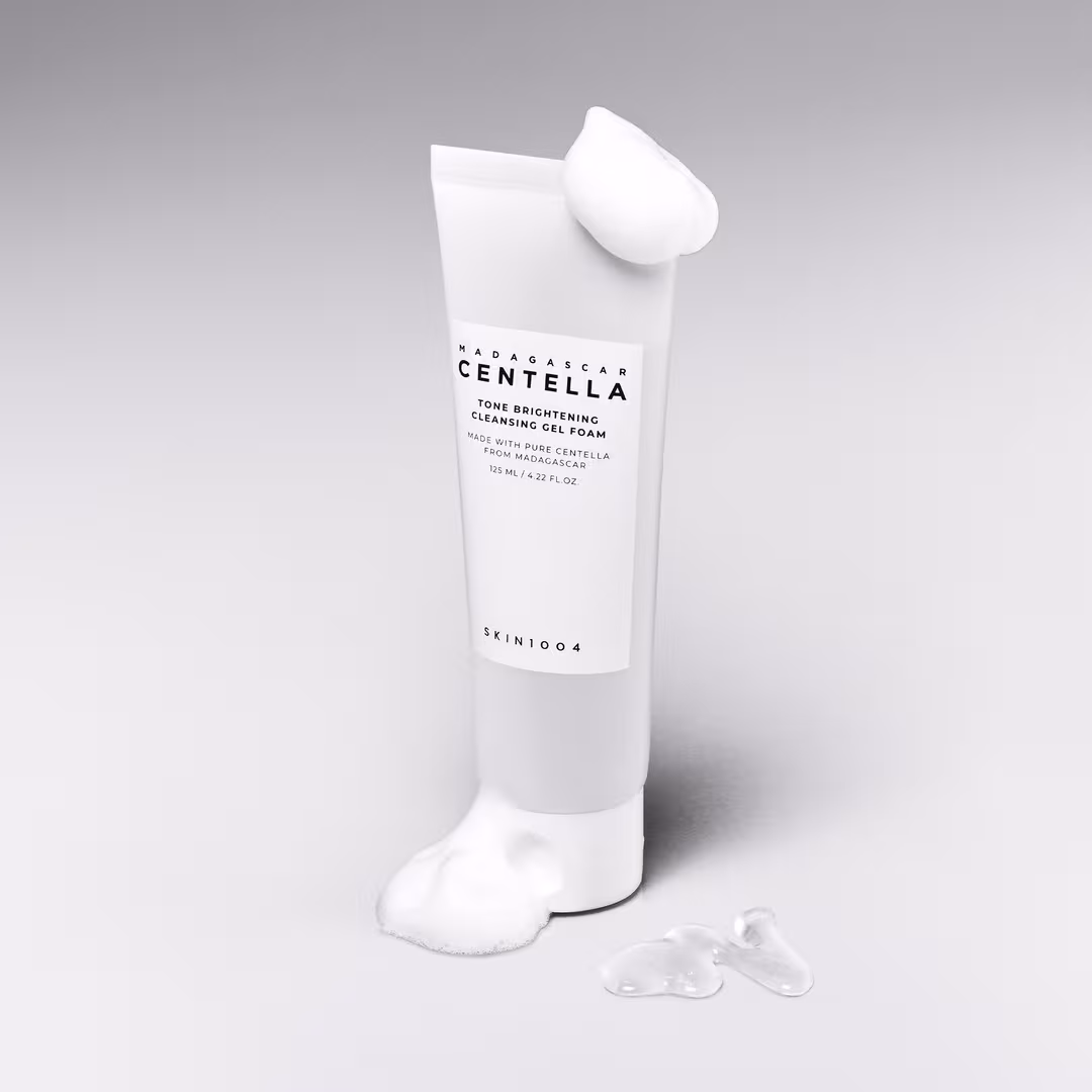 SKIN1004  Madagascar Centella Tone Brightening Cleansing Gel Foam
