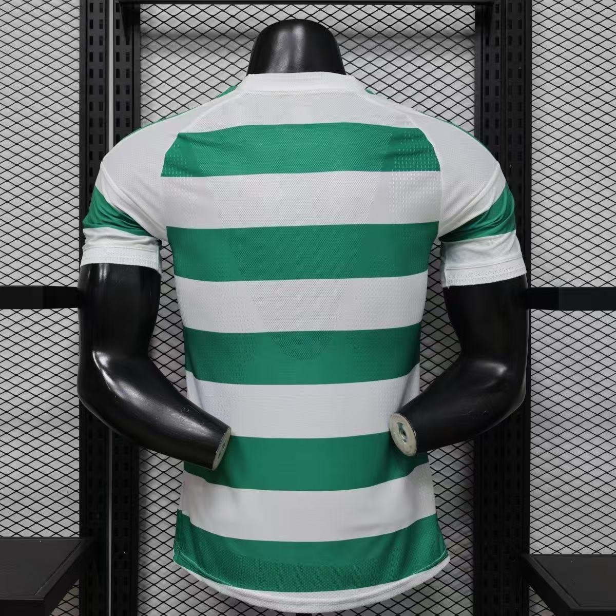 Celtic 26-27 home player version