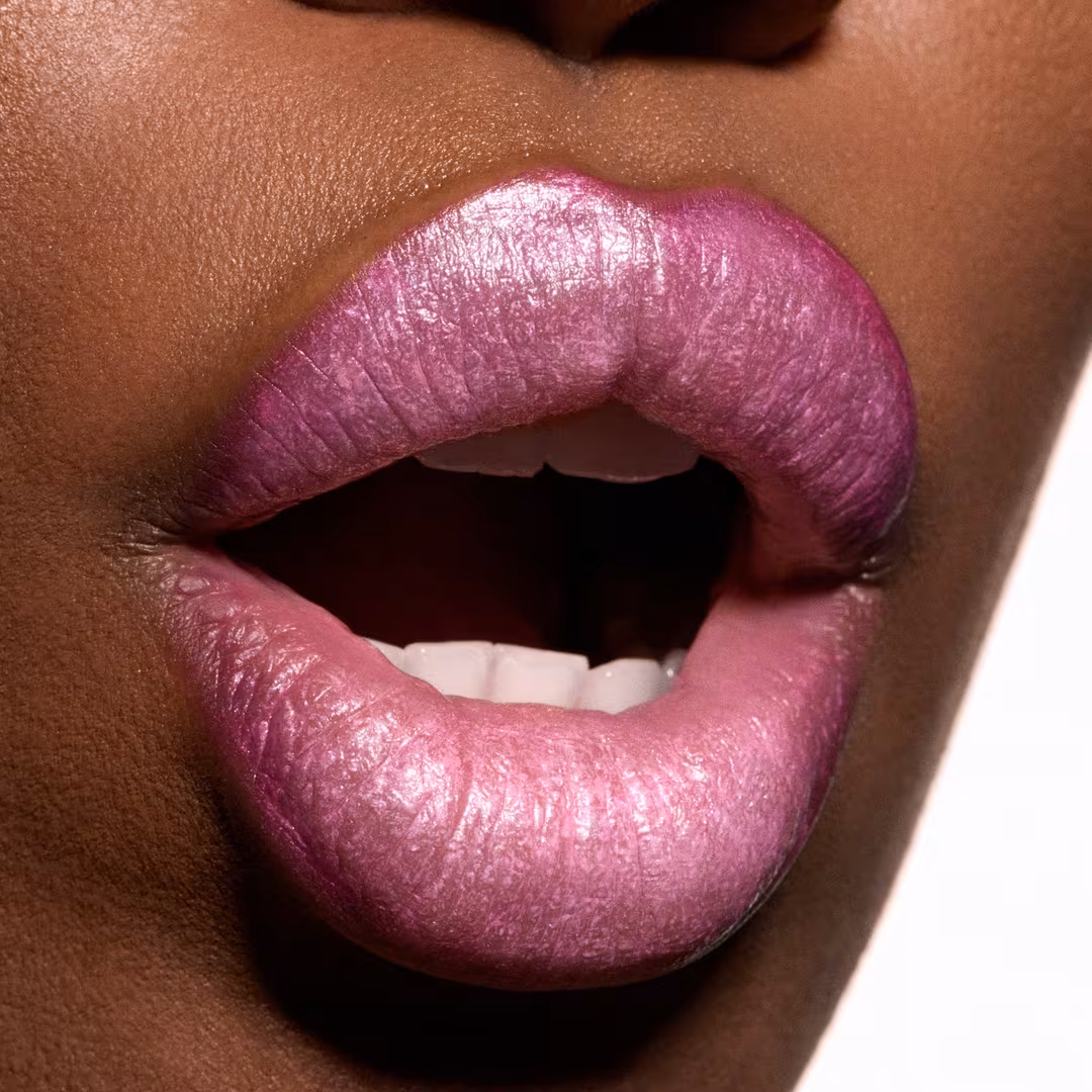MAC  Dazzlelips Crayon Lipstick