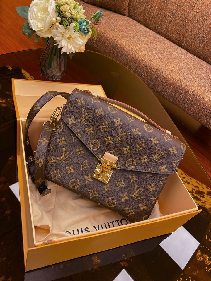 LV Pochette Metis M44876 25x19x9 cm gf