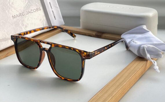 Marc Jacobs sunglasses 30