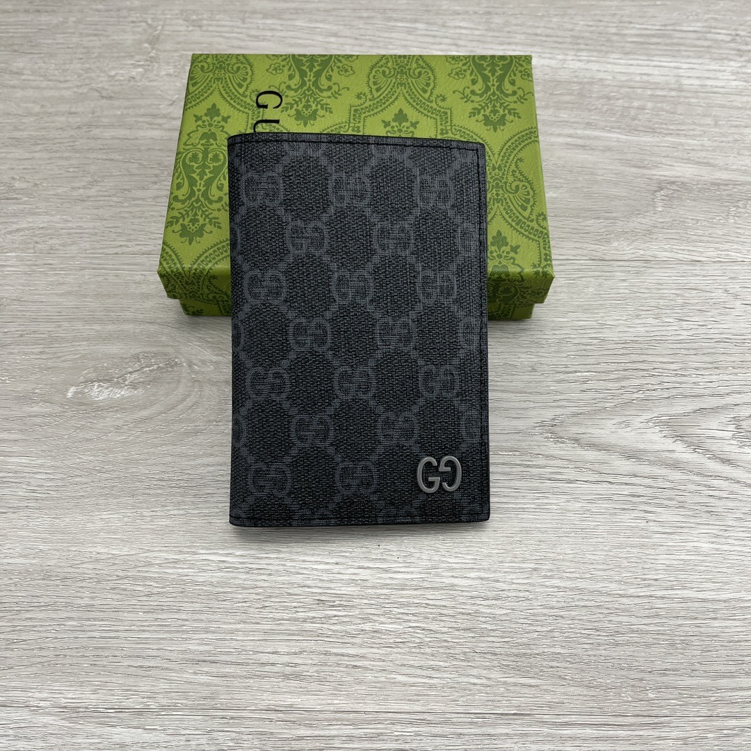 Gucci GG Supreme Black Coated Canvas Passport Holder