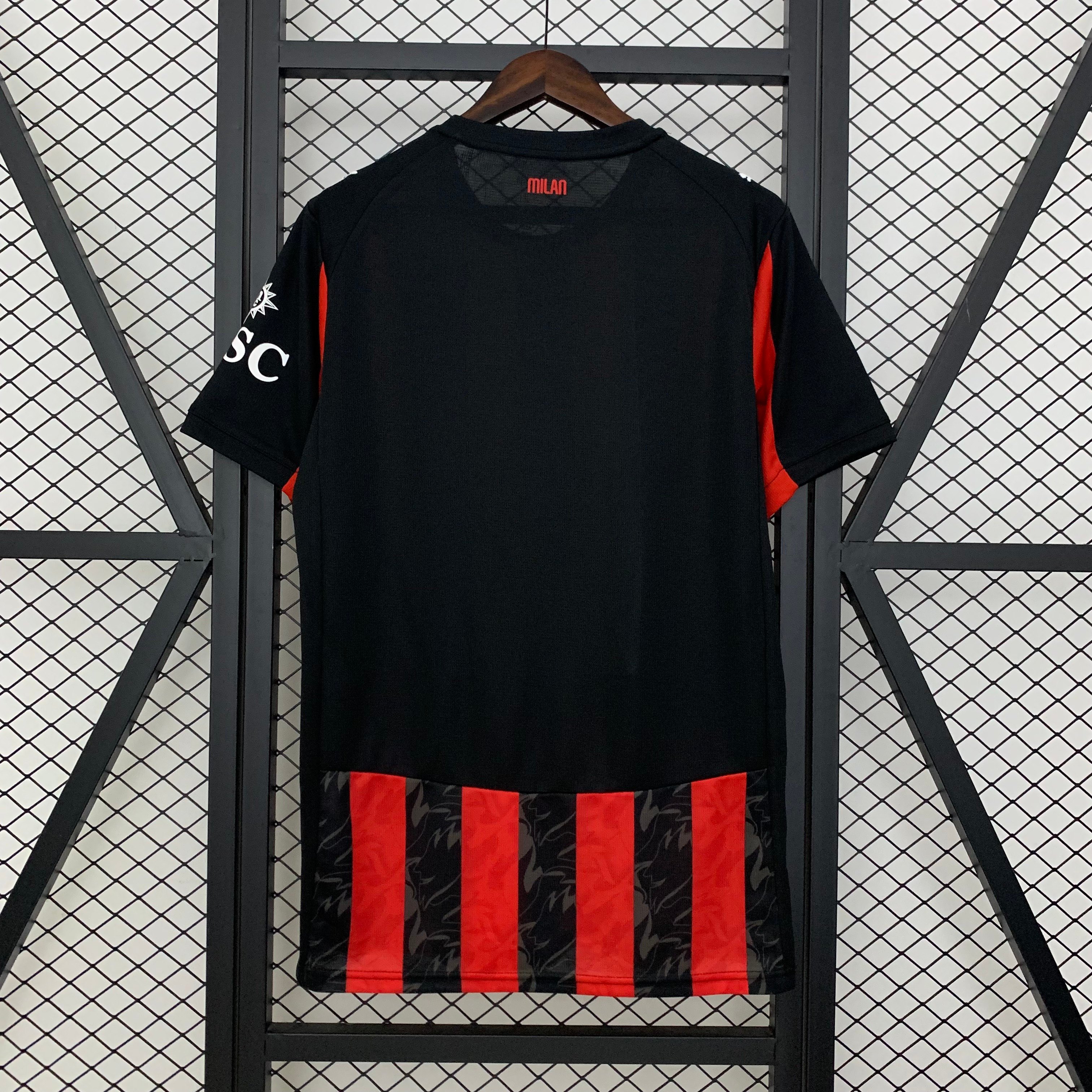 2025/2026 AC Milan Home Football Shirt (Fan Edition)