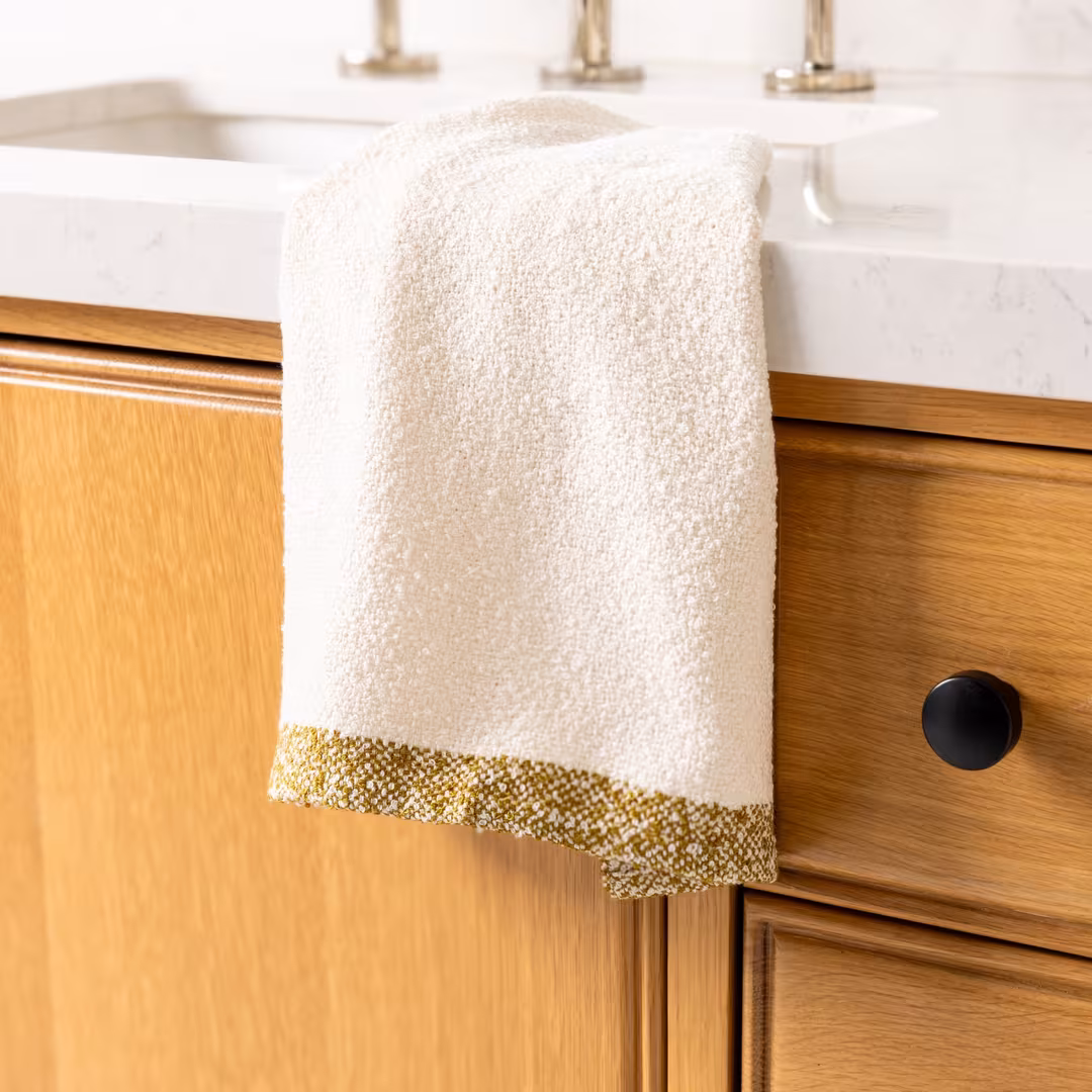 Ettitude  Luxe Bamboo Boucle Hand Towel