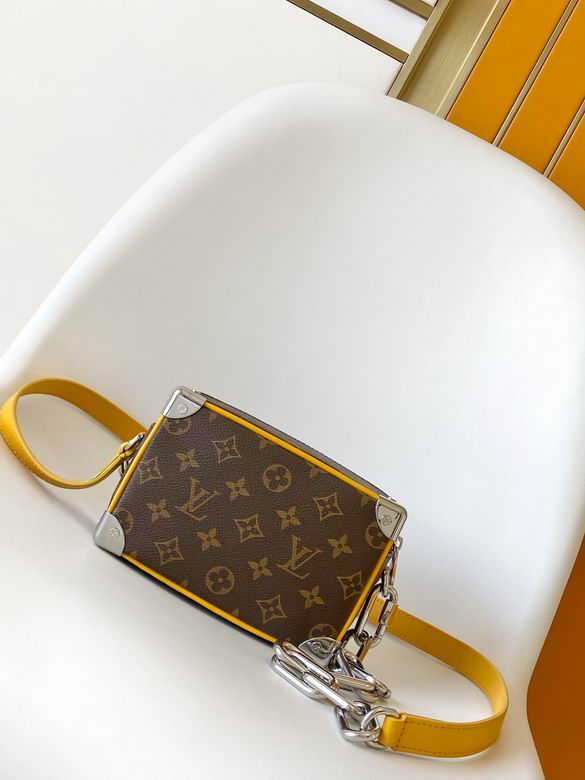 LV M12767 18.5X13X8cm YG