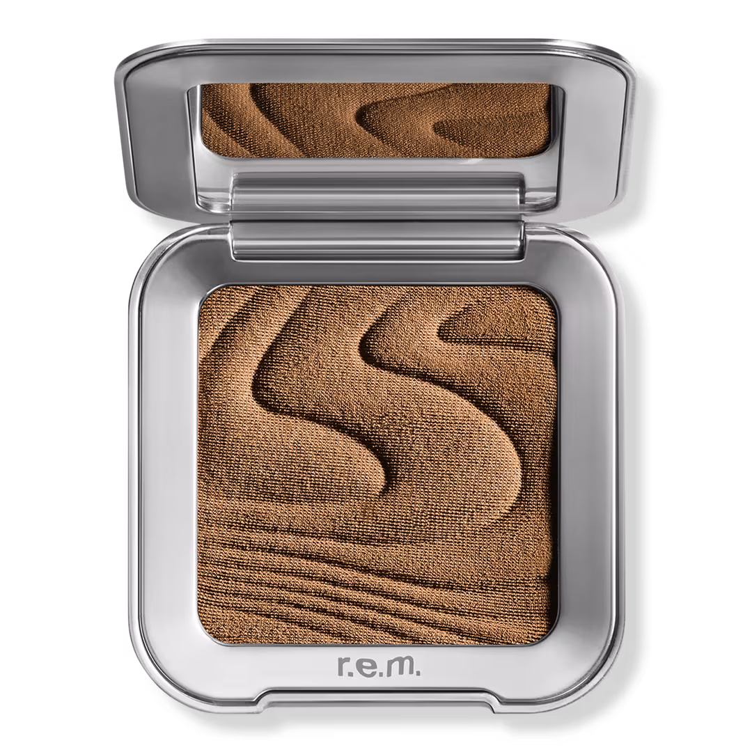 r.e.m. beauty  Hypernova Satin Matte Bronzer