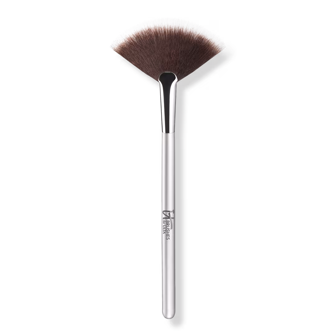 IT Brushes For ULTA  Airbrush Radiance Fan Brush #116
