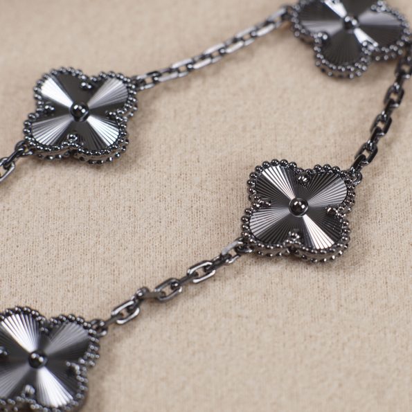 Van Cleef Bracelet Dupe, Black Clover Bracelet
