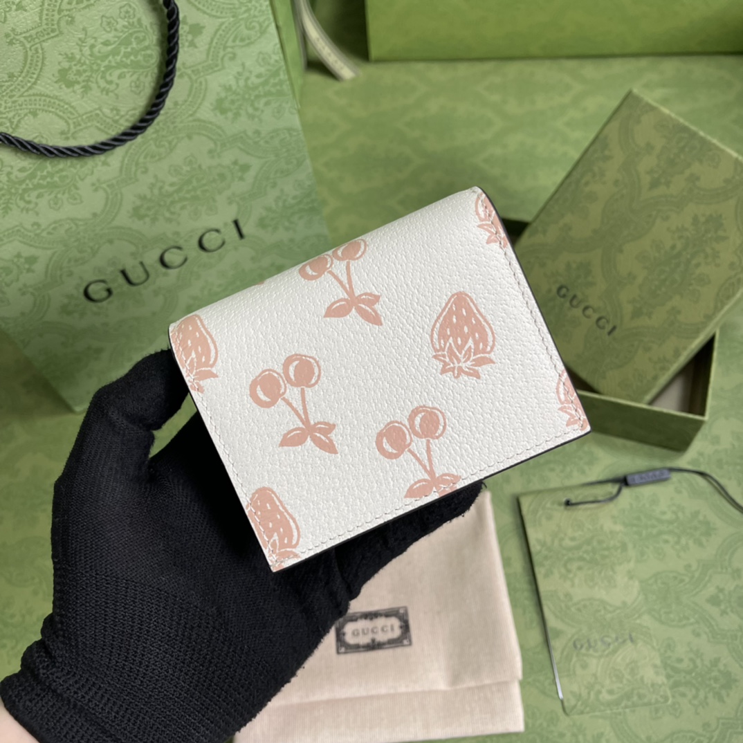 Gucci Leather card case wallet 456126
