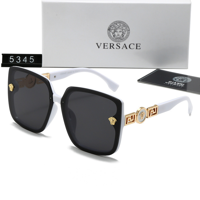 Versace Fashionable Sunglasses