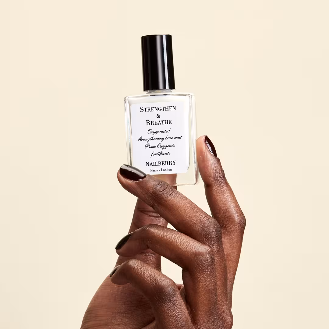 Nailberry  Strengthen & Breathe Oxygenated Base Coat
