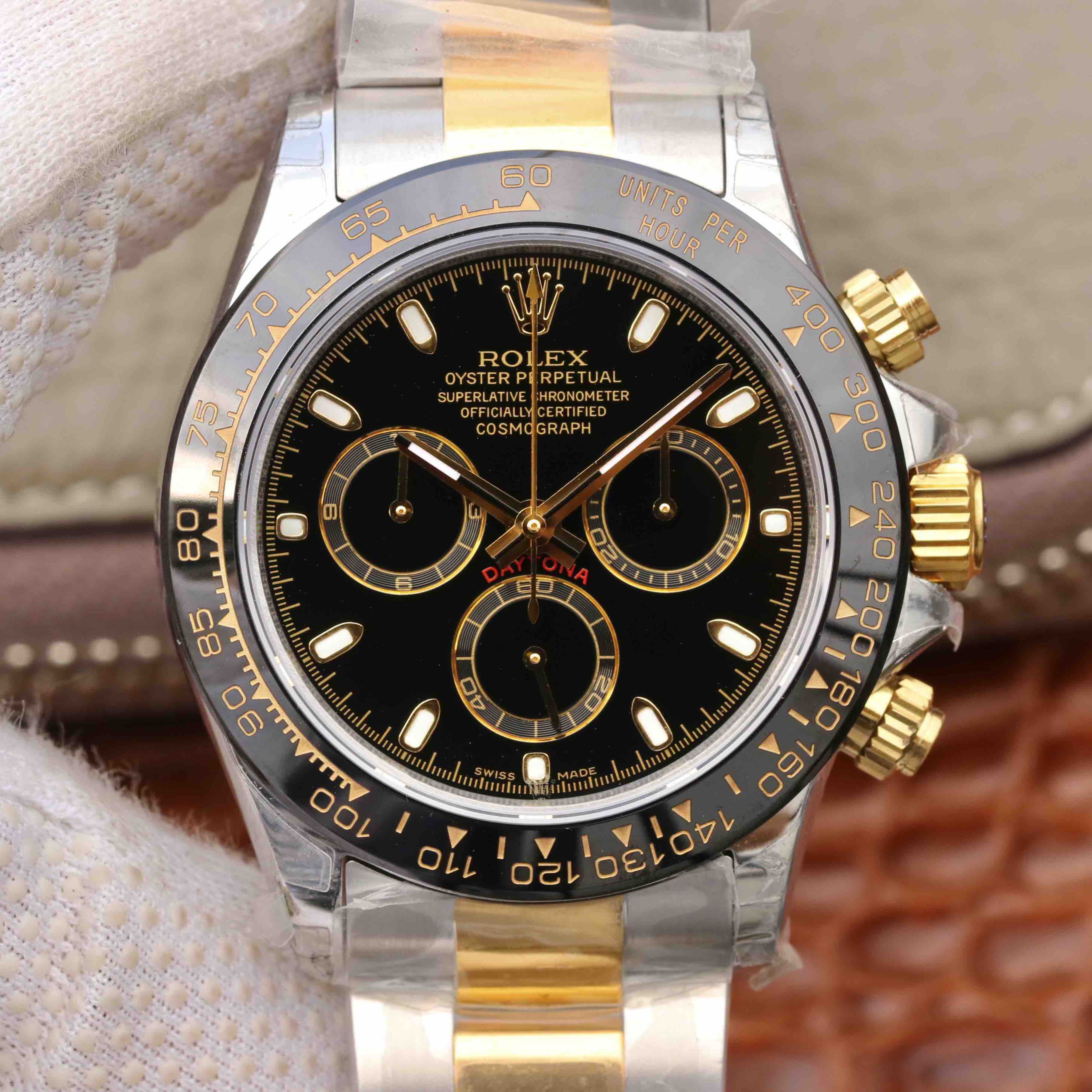 Rolex Watch DAYTONA 40MM GOLD STEEL BLACK BEZEL BLACK DIAL
