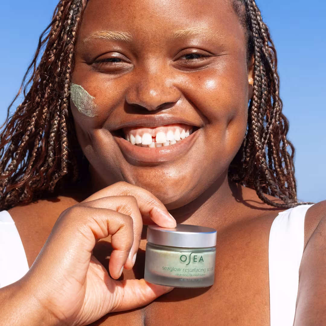 OSEA  Seaglow Resurfacing Face Scrub