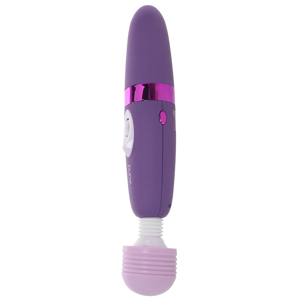 BodyWand Rechargeable Massager in Lavender