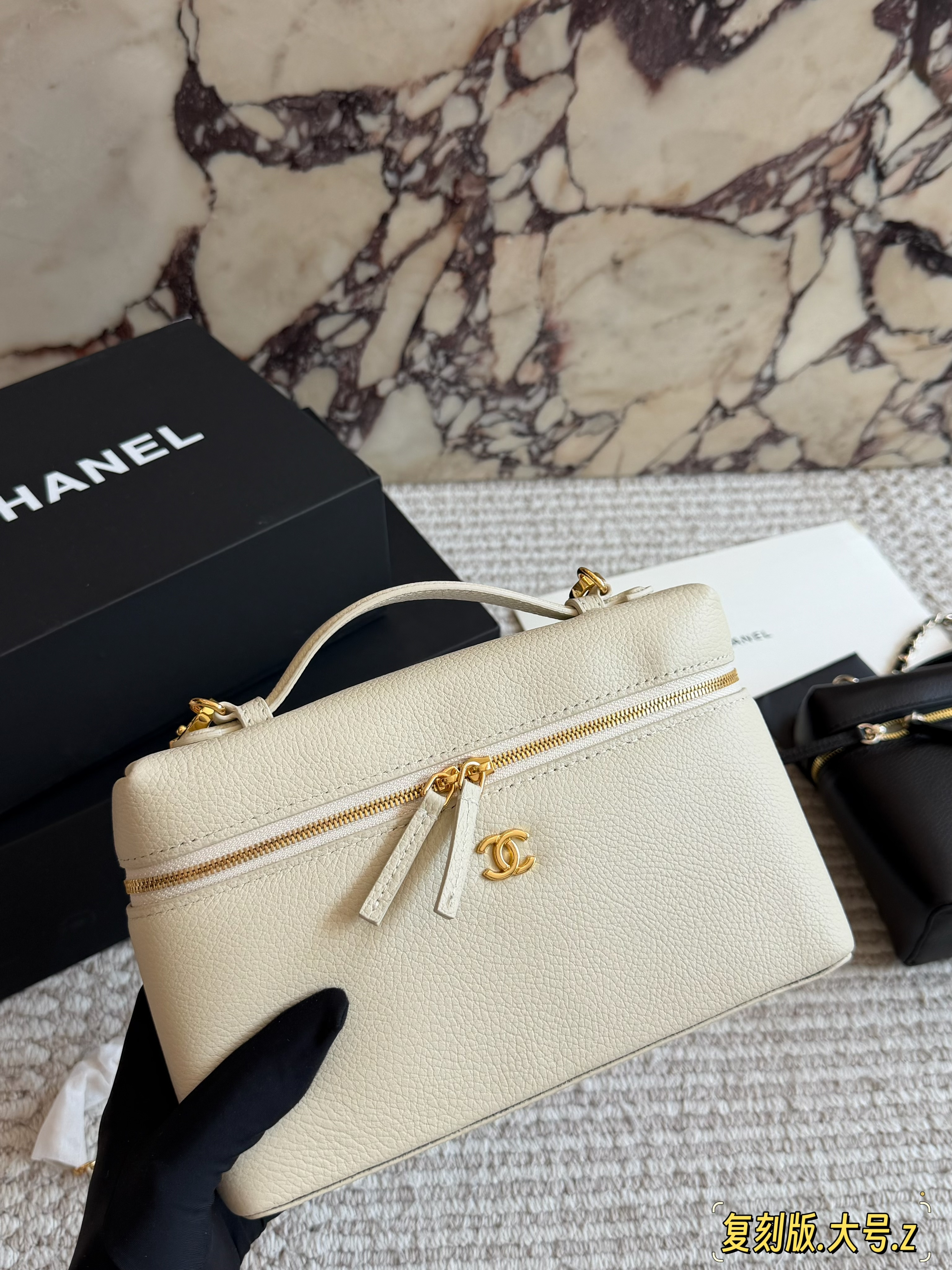 Chanel Caviar Vanity Case