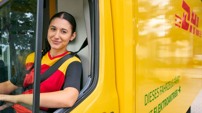Disposable Vape Shipping Guide: What If DHL Tracking Doesn’t Update?