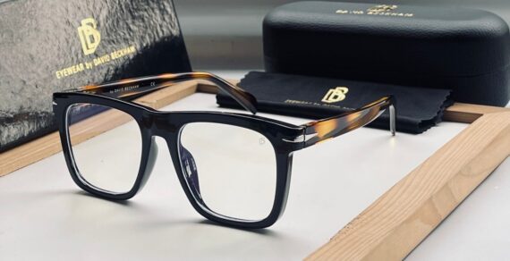 David Beckham eyeglasses