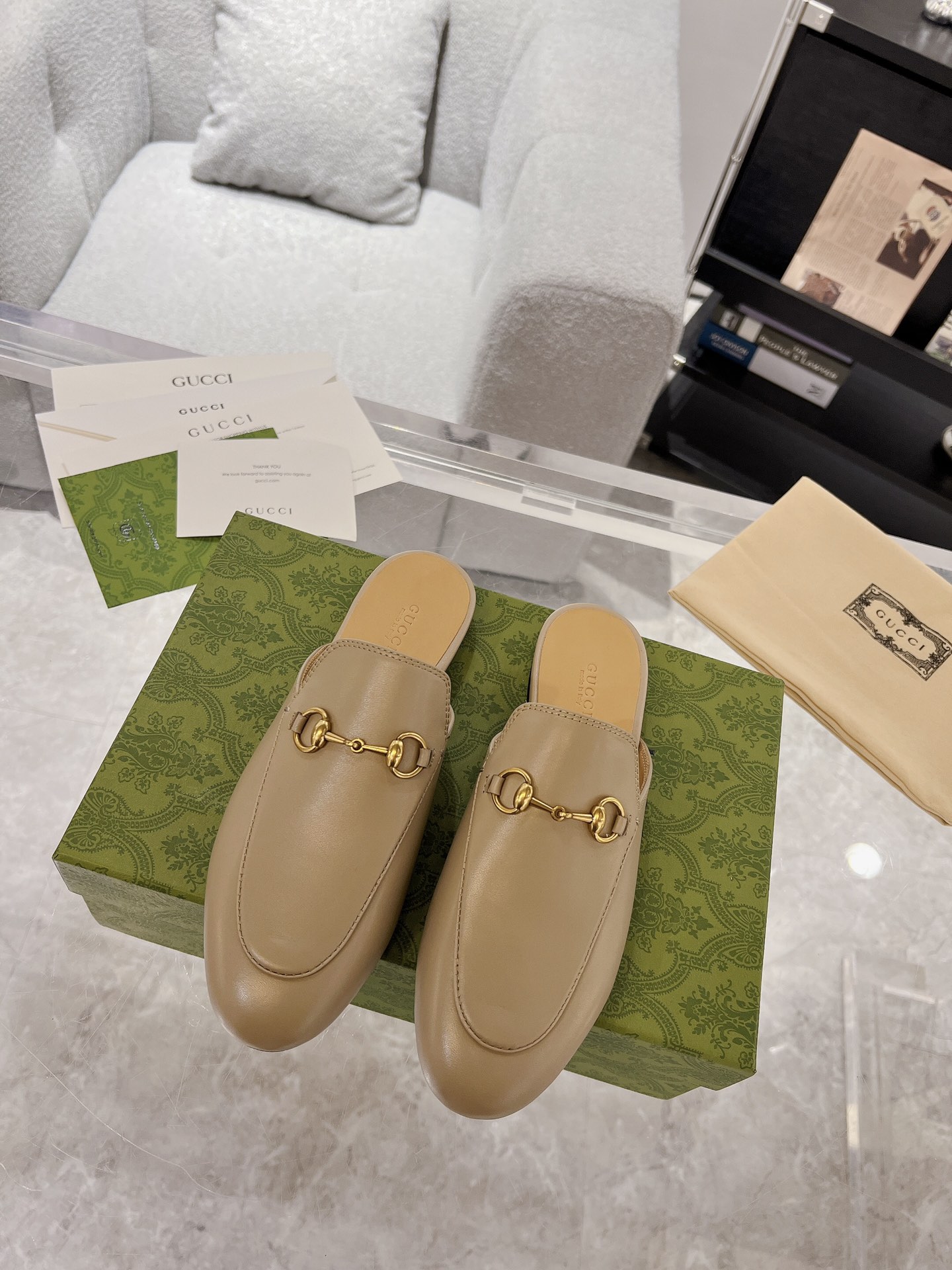 GUCCI Black men's slippers