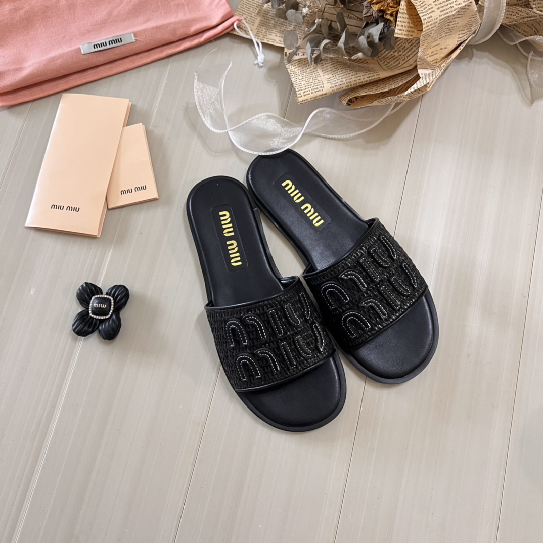 Miu Miu 26p Woven Flat Sandals