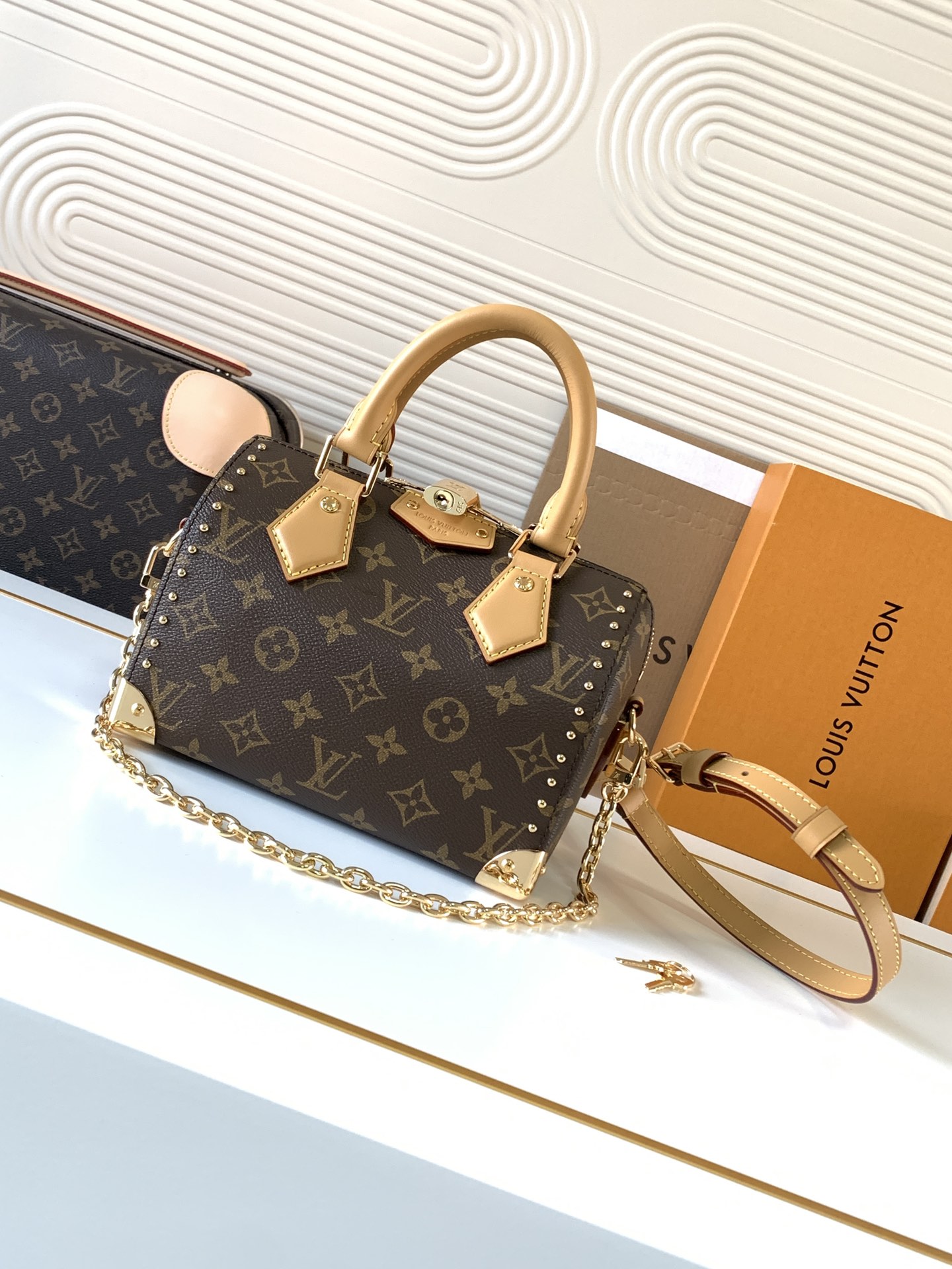 LV Speedy 20 Monogram Brown Studded Trunk Boston Top Handle Bag