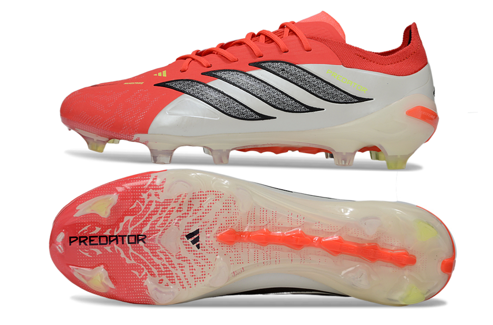 A Predator Elite FG 26 Full Knit Soccer Boots