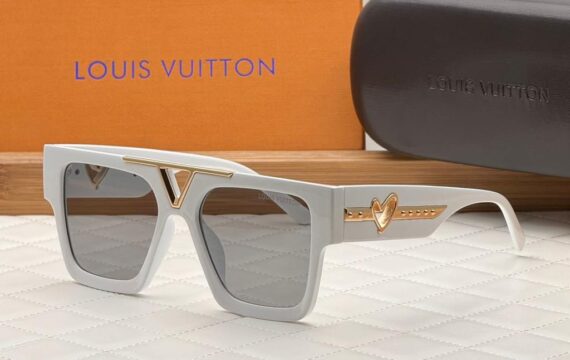 Louis Vuitton sunglasses 41