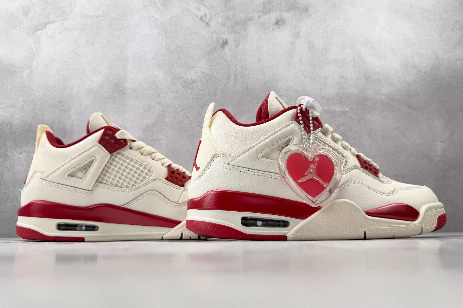 Air Jordan 4 Retro  Valentine's Day HV0823-108 - CCSHOES