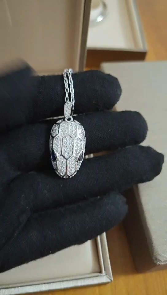 Bulgari SERPENTI NECKLACE