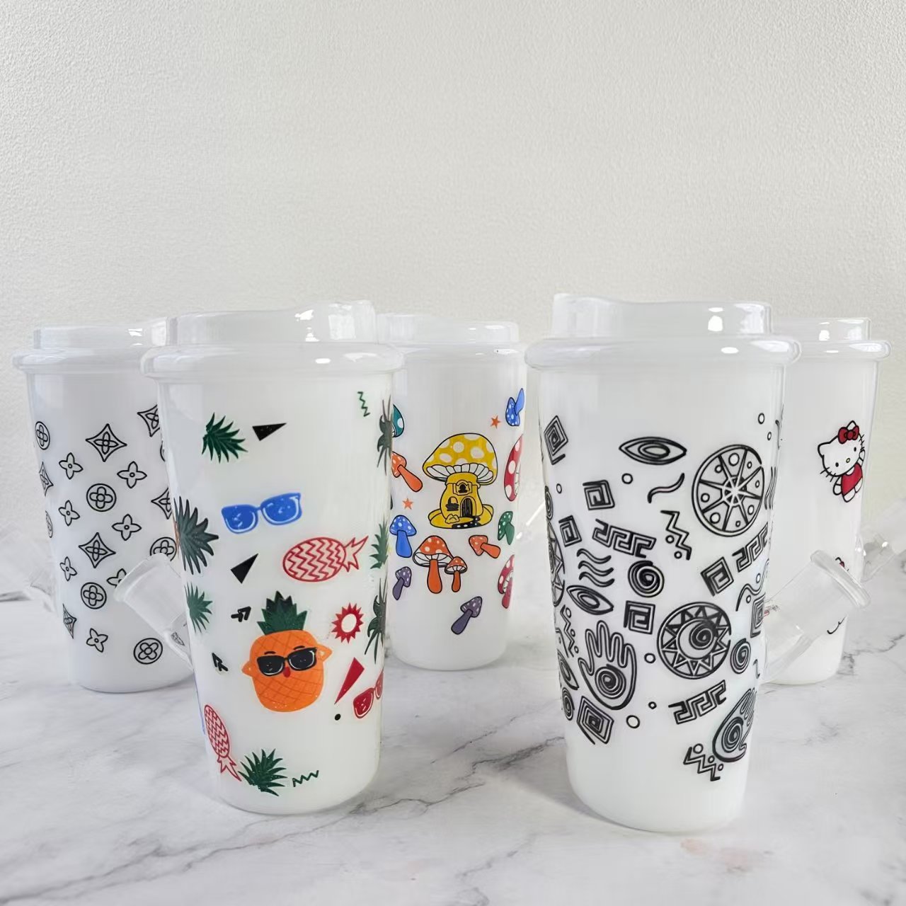 Cartoon sticker cup bong pineapple design