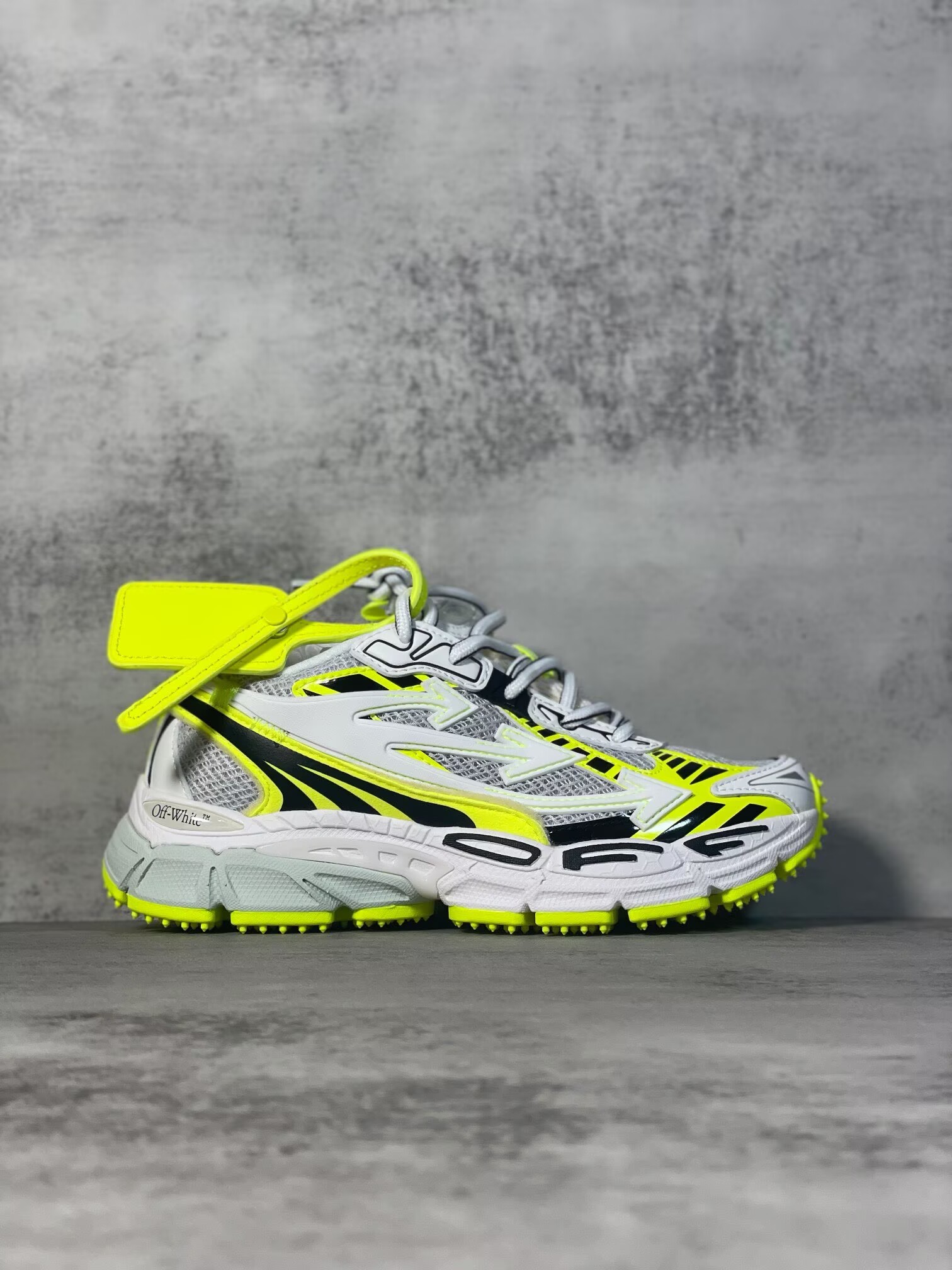 Off-White Be Right Back - CCSHOES