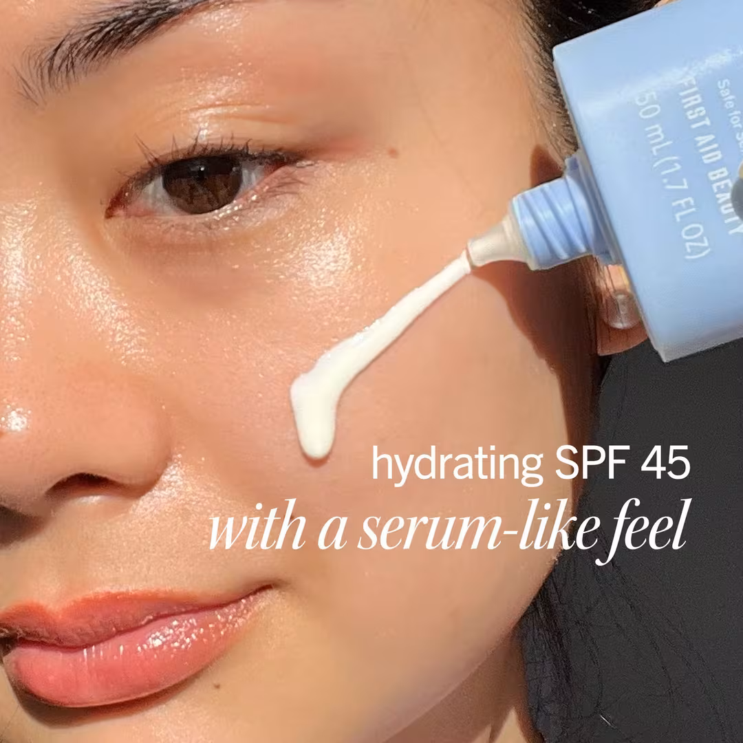 First Aid Beauty  Hydrating Sunscreen Milk with Colloidal Oatmeal Broad Spectrum SPF 45