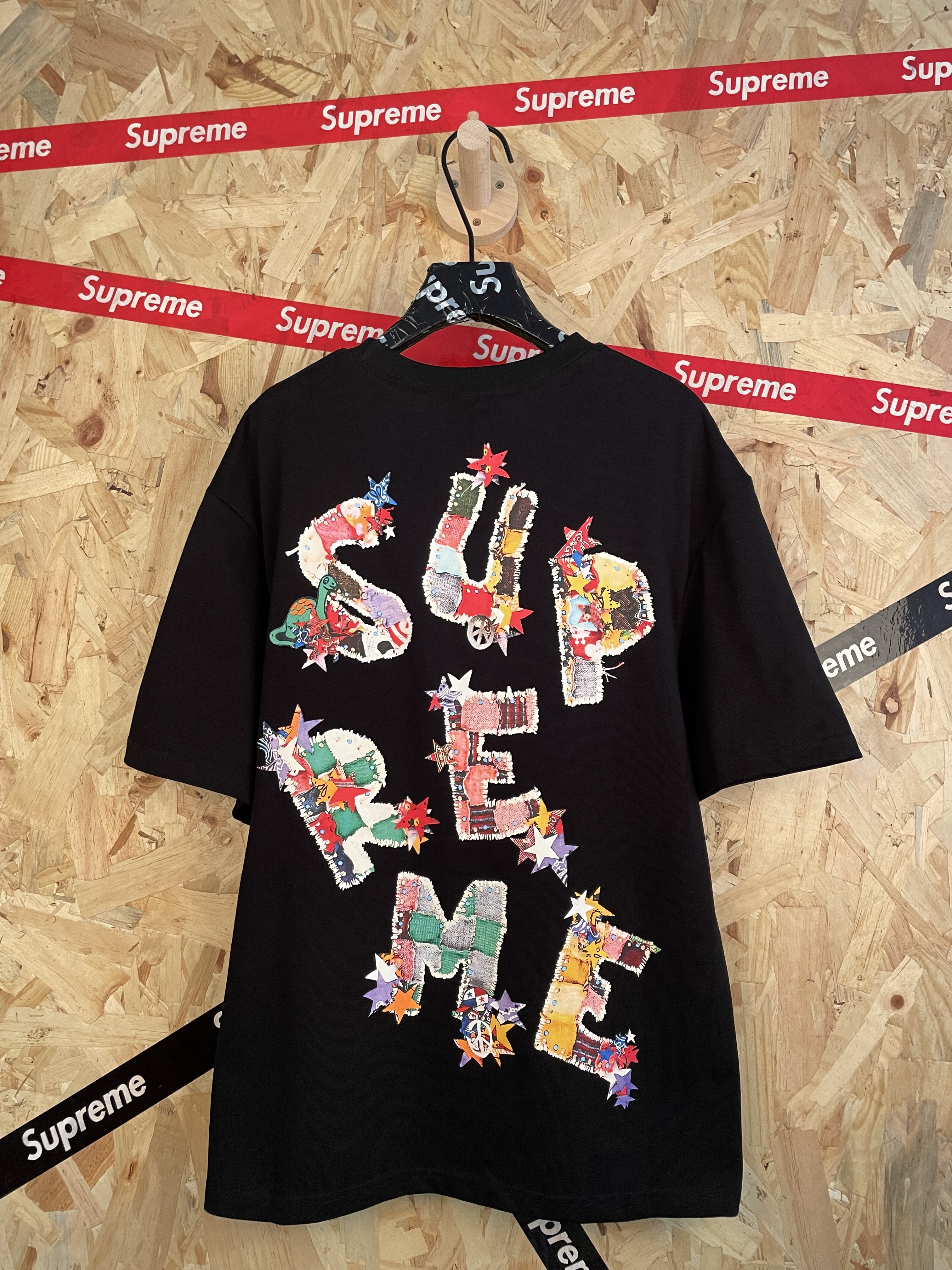 Star-embellished letter-printed round-neck short-sleeved T-shirt