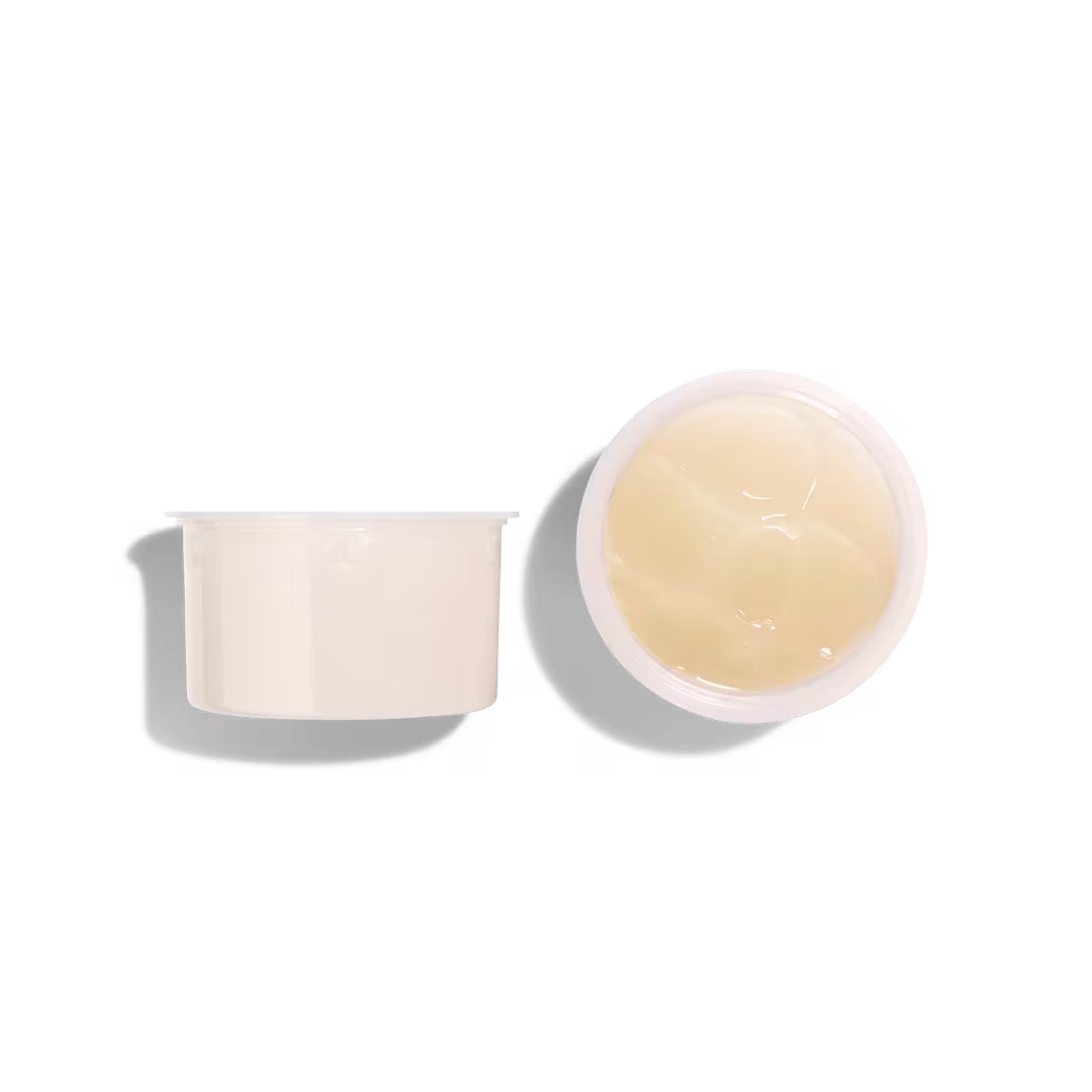 CHANEL  N°1 DE CHANEL Revitalizing Mask