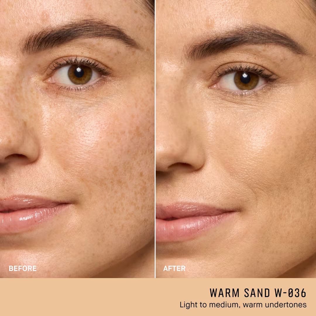 BOBBI BROWN  Weightless Skin Oil-Controlling Foundation SPF 15 with Hyaluronic Acid