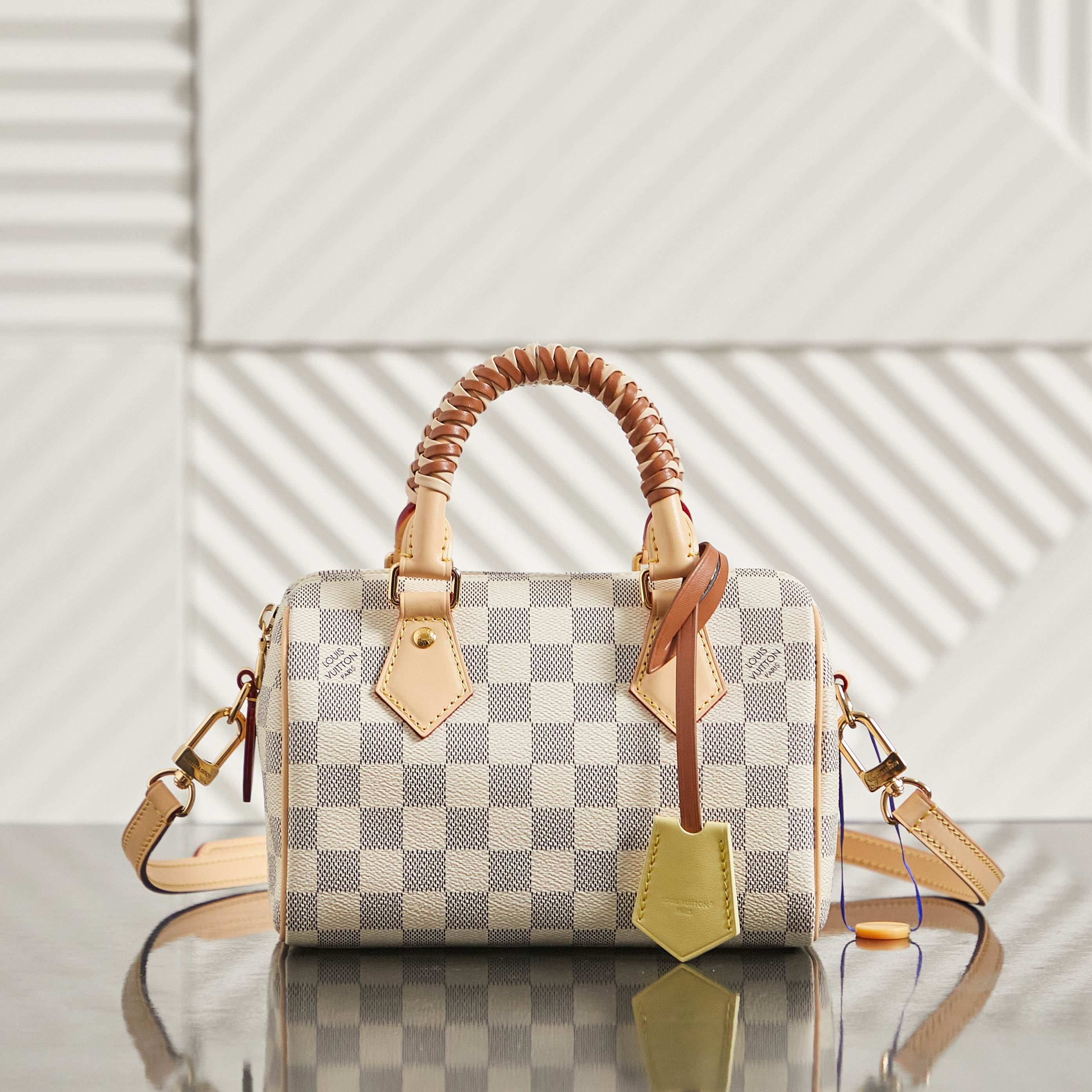 [15A]LV Speedy Bandoulière 20