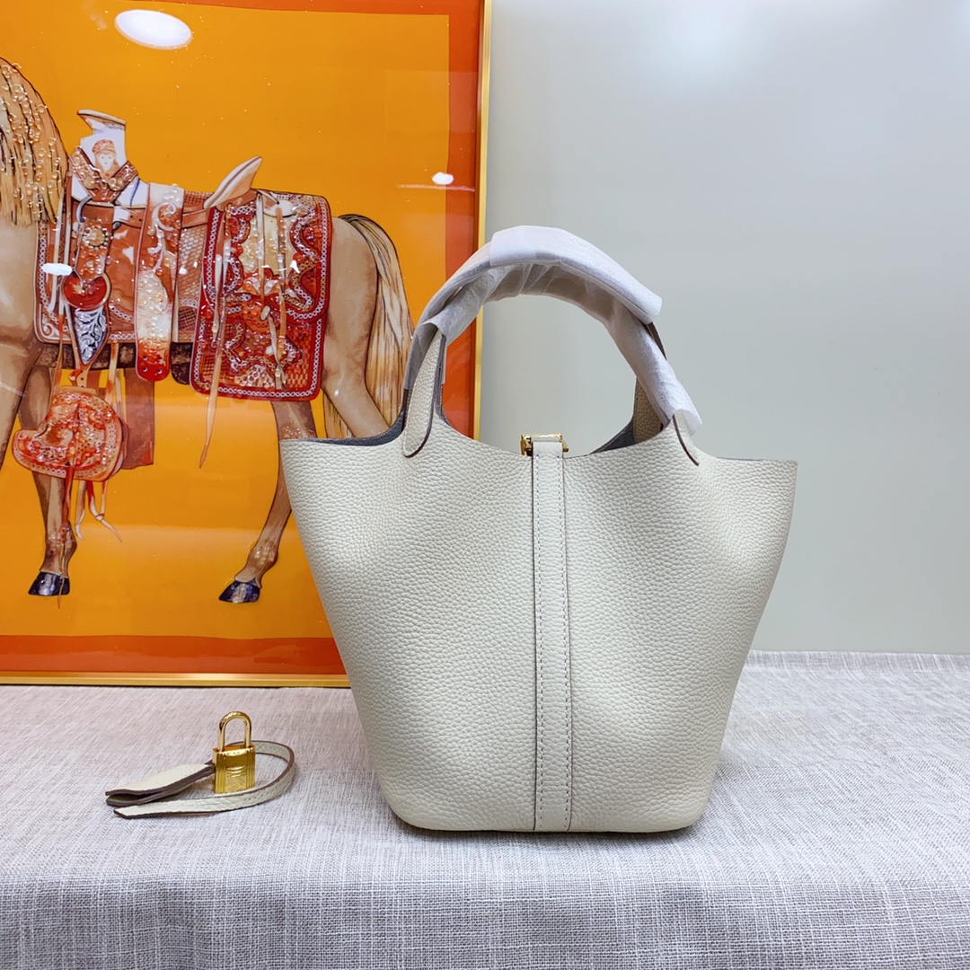 Hermes Clemence Picotin Lock Bag Golden Hardware-White Bag