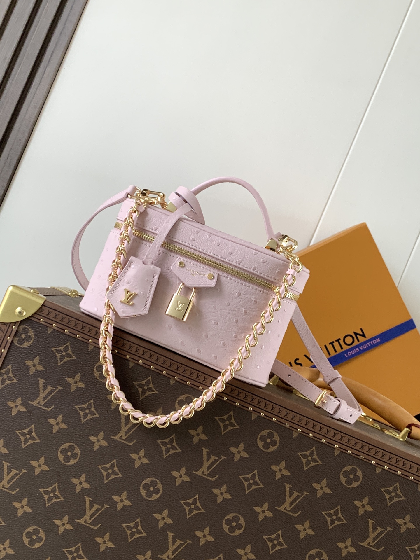 LV Vanity Chain Pouch Pink Ostrich