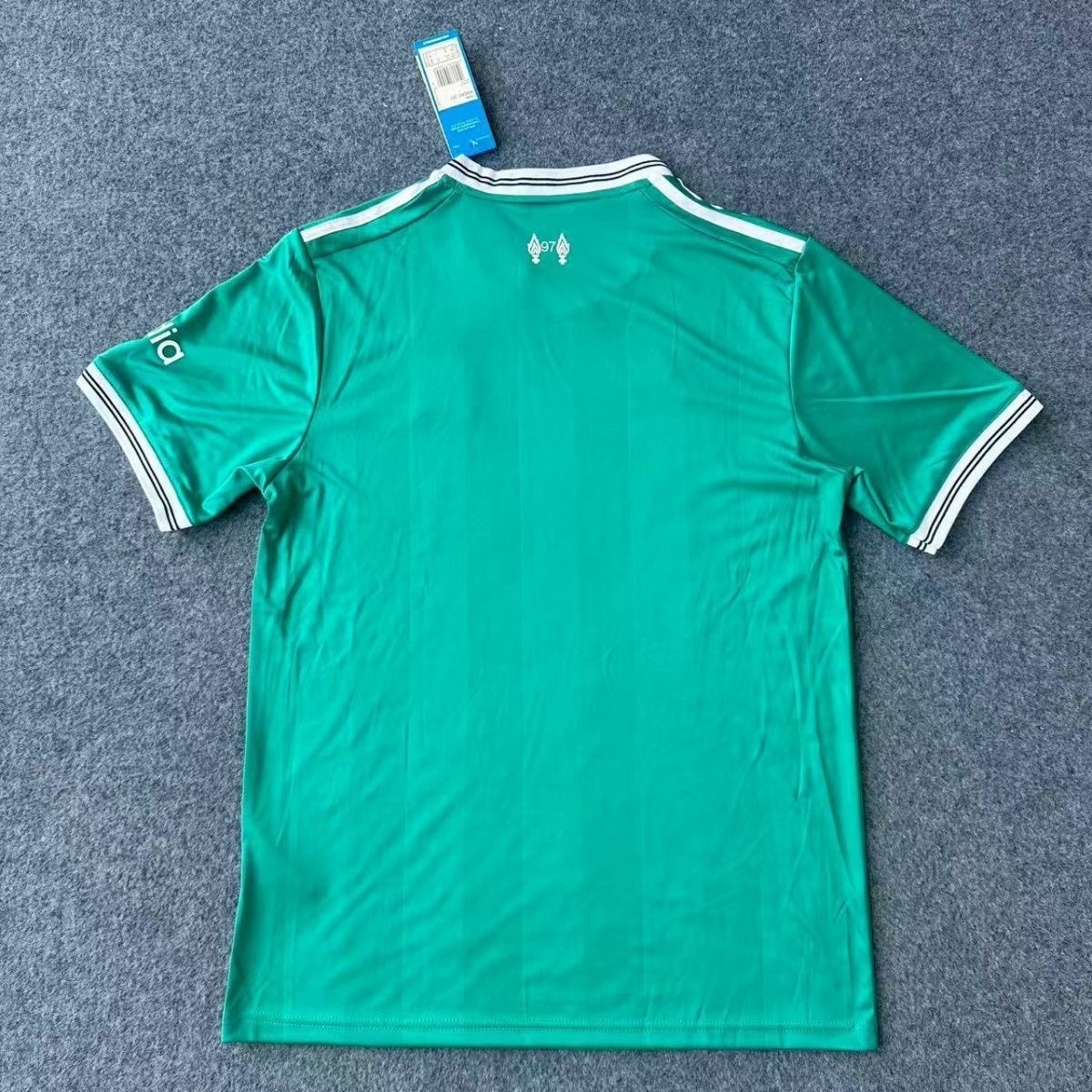 Liverpool 25-26 away green football shirt - fan version