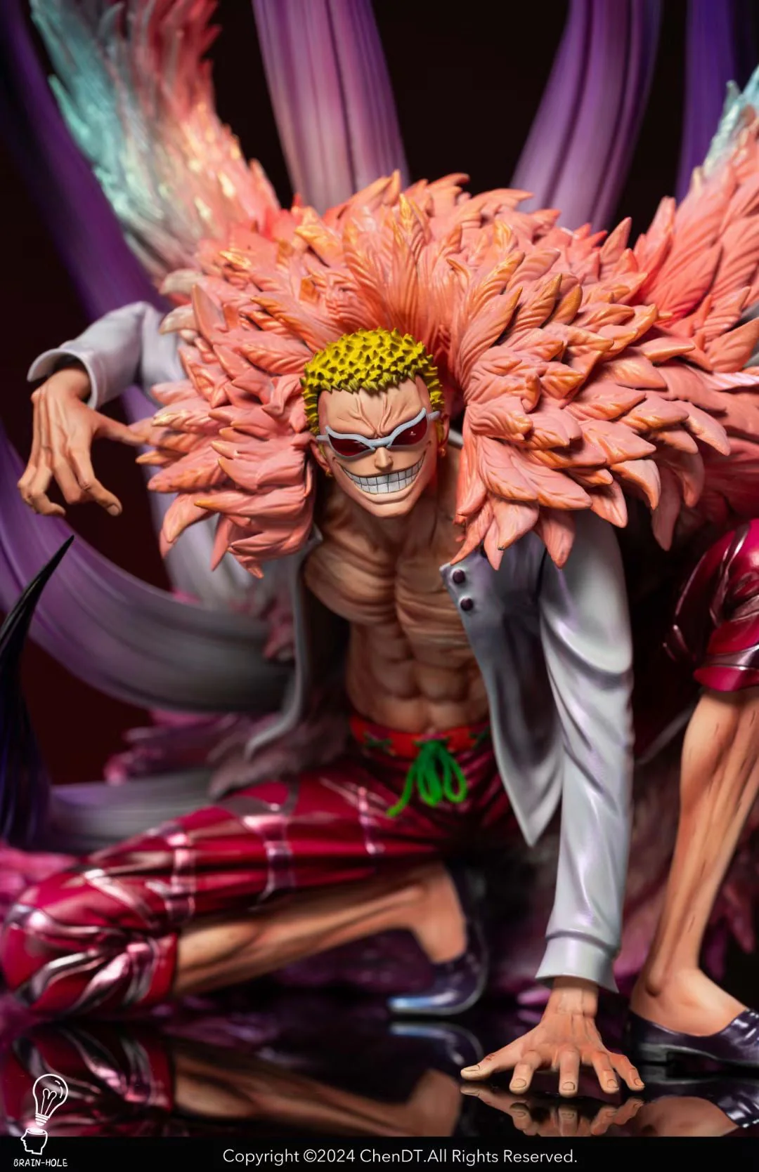 Brain Hole Studio - Squatting Posture Donquixote Doflamingo | 蹲姿唐吉诃德·多弗朗明哥