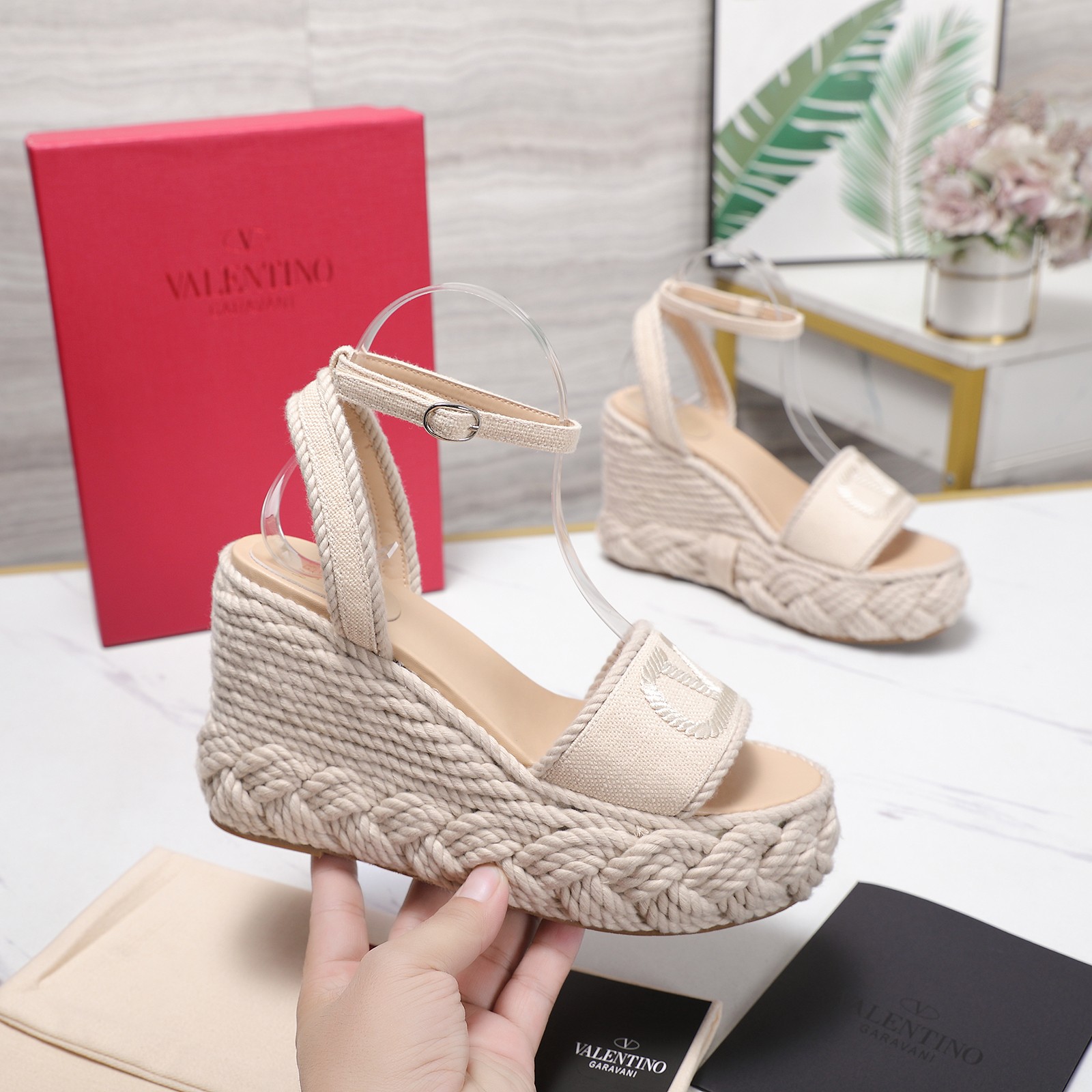 Valentino Garavani Beige Canvas VLogo Embroidered Open Toe Platform Wedge Espadrille Sandal Heel