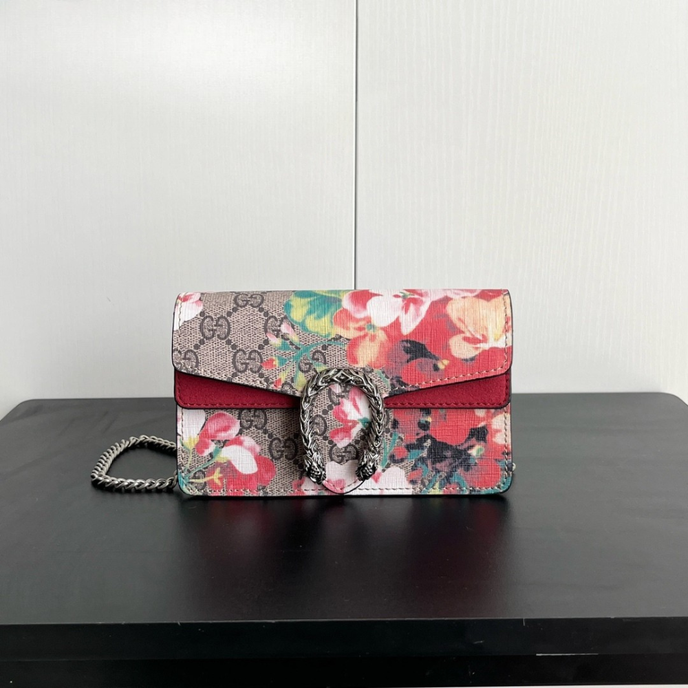 Gucci Blooms Print Super MiniDionysus Bag