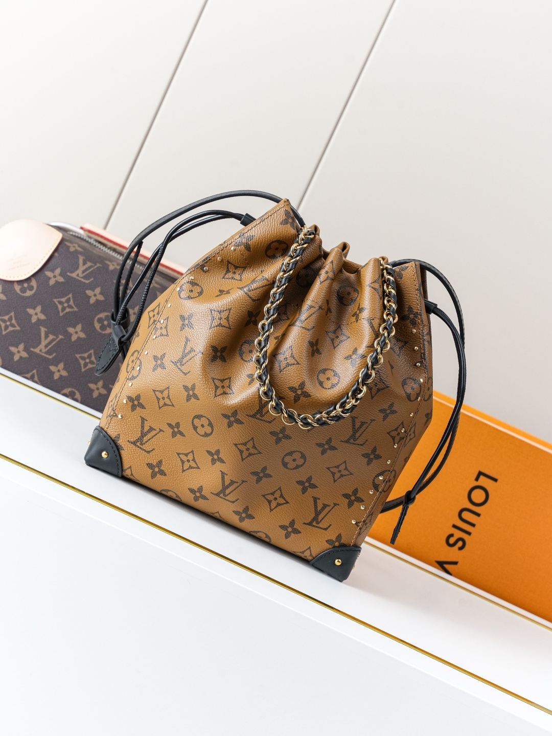 LV Noé Trunk Handbag