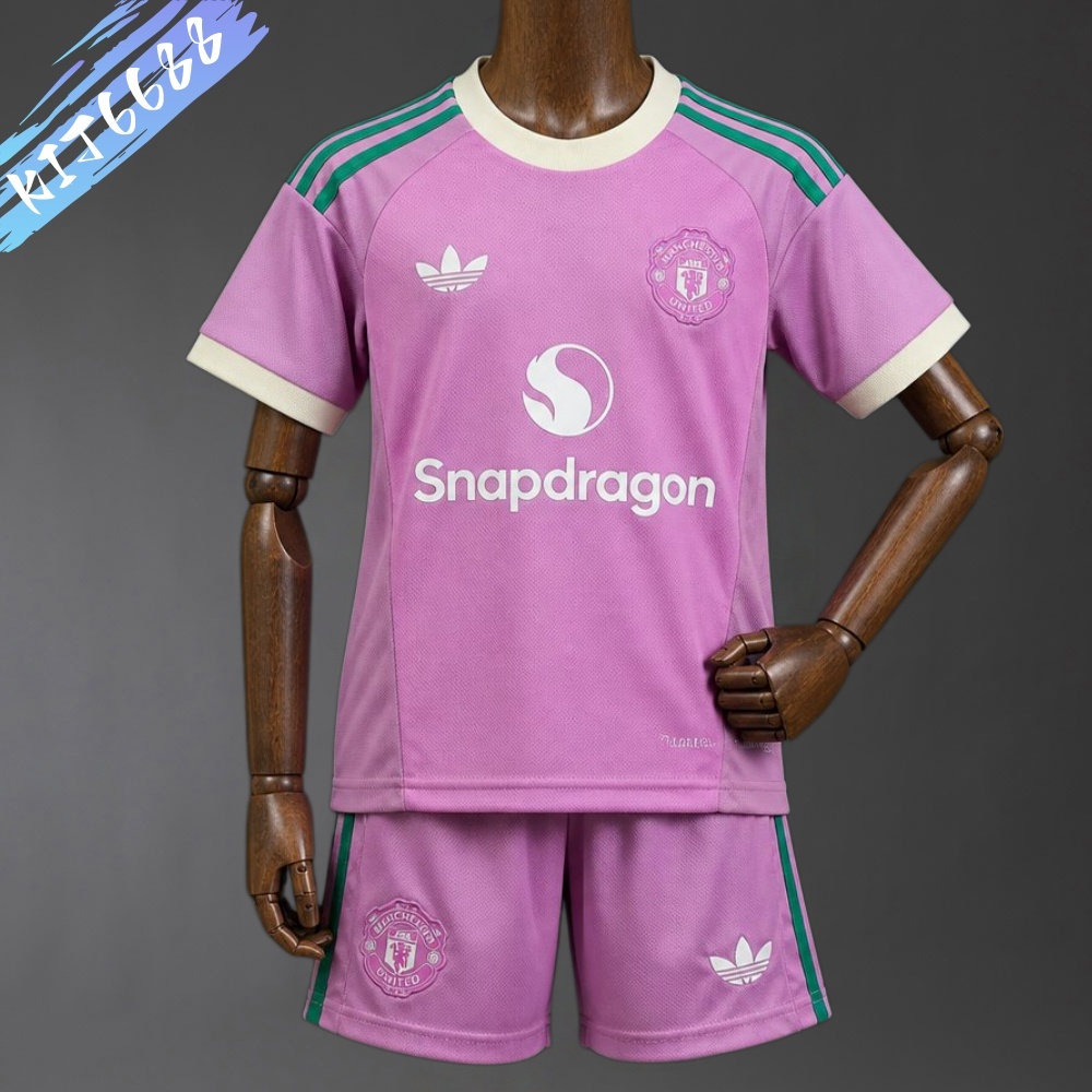 2026/2027 Manchester United tgoalkeeper Football Shirts (Adult Kids Kit socks)